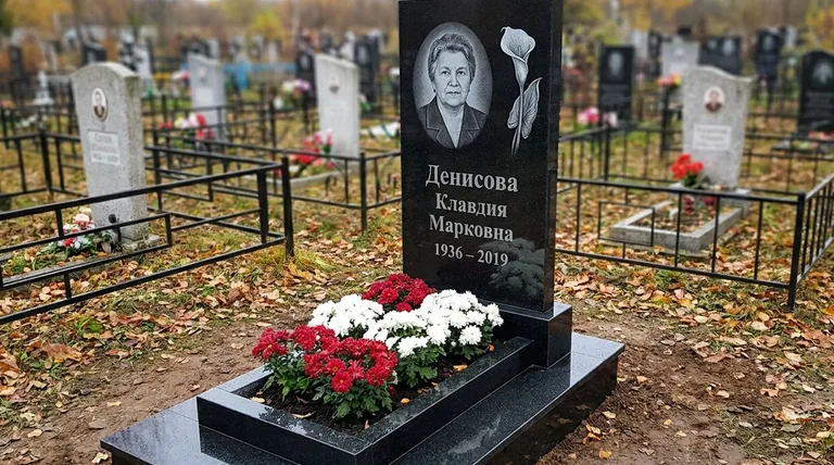 Памятник с гравировкой калл — выполненная работа «Денисова» в Сургуте