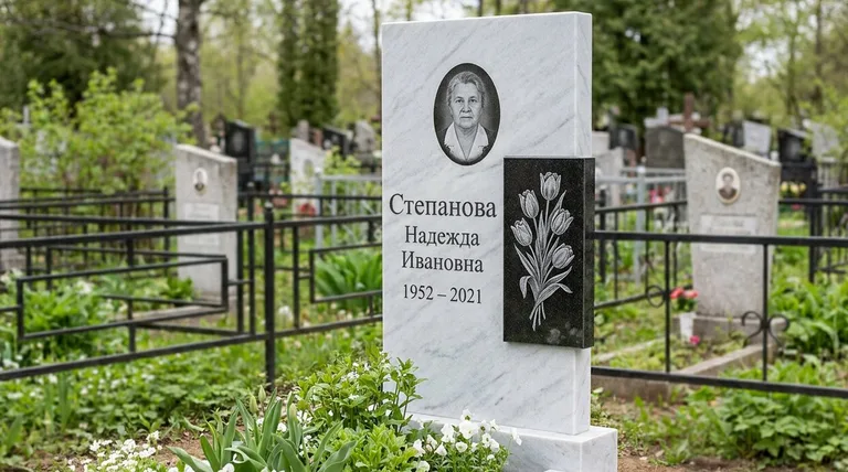Памятник с гравировкой тюльпанов — выполненная работа «Степанова» в Сургуте