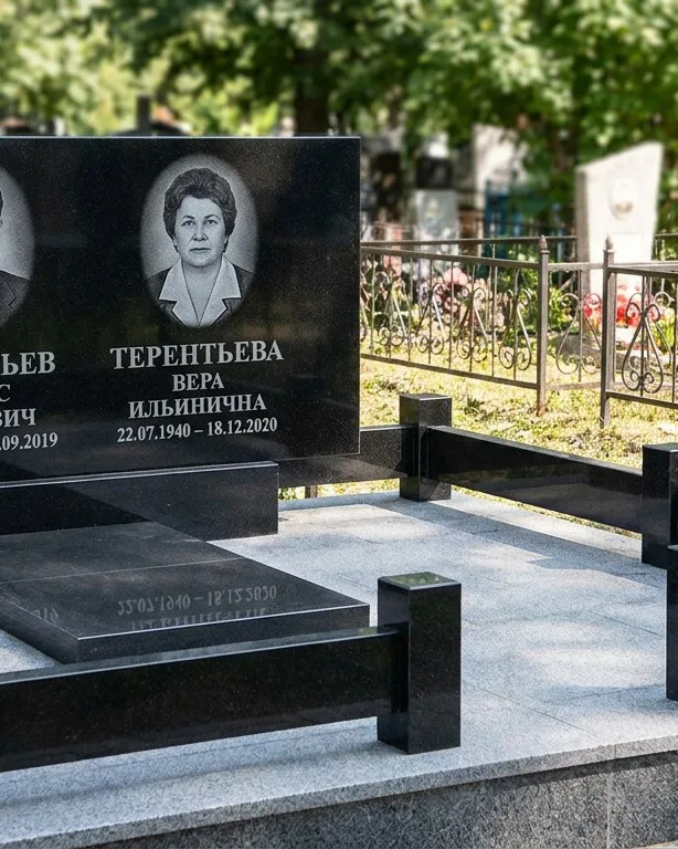 Премиум памятник под ключ с золочёной гравировкой в Сургуте