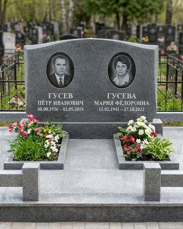 Памятник под ключ из белого мрамора в Сургуте
