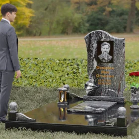 Памятник П098